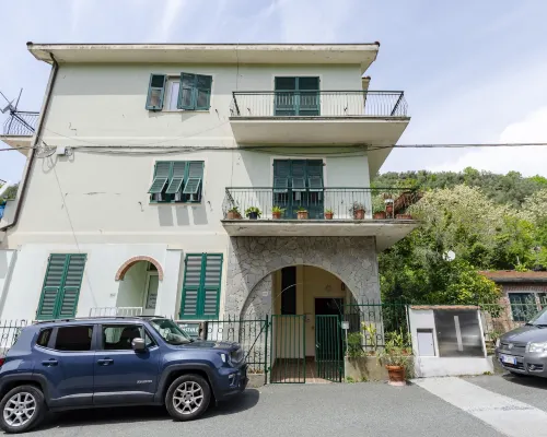 Joivy Family Flat W/3 Balconies, 10 Min to Beach Hotels in Moneglia