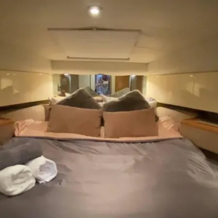 Romantic 3Beds Yacht Escape on Thames