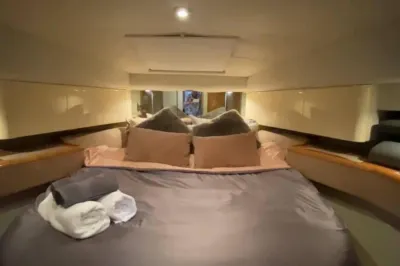 Romantic 3Beds Yacht Escape on Thames
