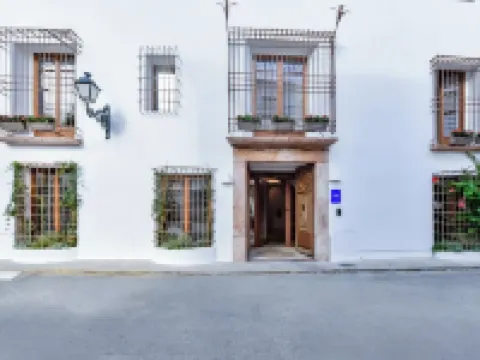 เมซง ซัลวา บาย ซานตาส โฮเทลส์ โรงแรมในAltea