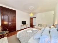 Vilamoura White House Villa with Pool by Homing