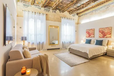 Rovelli 41 by Rent All Como Hotel di Province of Como