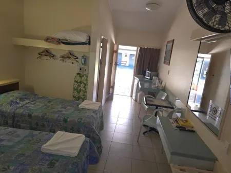 Royal Residences Rockhampton Отели в г. Алленстаун