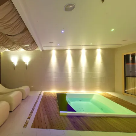 Grand Hotel Yerevan - Small Luxury Hotels of the World
