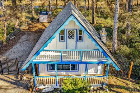 Captain Green's Cabin Отели в г. Копалис Бич