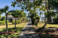 Romora Bay Resort & Marina Отели в г. 