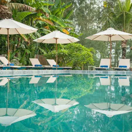 Aira Boutique Hoi An Hotel & Villa Отели рядом с достопримечательностью «Пляж Хойан»