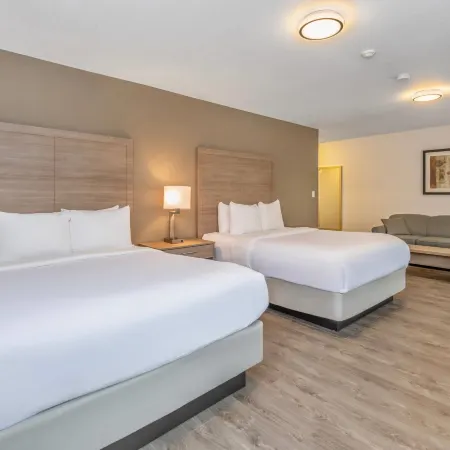 Comfort Inn & Suites Thousand Islands Harbour District
