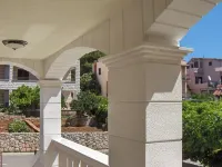 Antique Apartment with Balcony