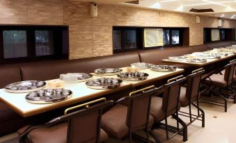 Hotel Maharana Inn Chembur