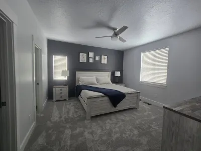 Charming 3-bedroom house in Caldwell with WiFi and AC. Hotels in der Nähe von Rotary Pond Park