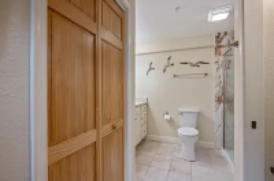 Oceanfront paradise! Family-friendly condo with perfect unobstructed beach views