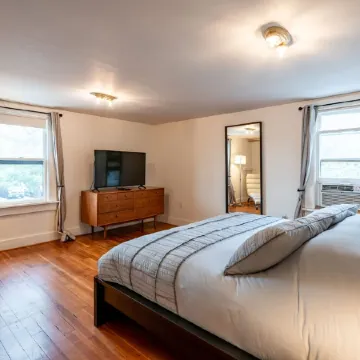 Tokyo Starfish -  "Bud-And-Breakfast"