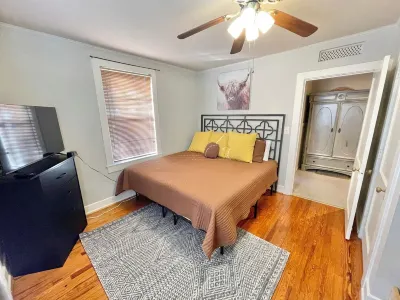 Hoover~Tuscaloosa~UAB~Right off 459~CharMing~SaFe~FaMily-Pet Friendly HoMe!