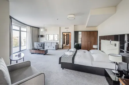 Diune Resort & Apartamenty Отели рядом с достопримечательностью «Kolobrzeg Sea Port»