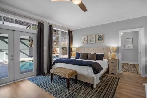Private 5-bedroom house with private screened in pool and beach access