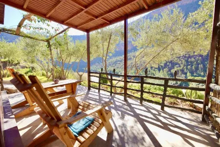 Dar l'Eau Vive Отели рядом с достопримечательностью «Barrage Bin El Ouidane»