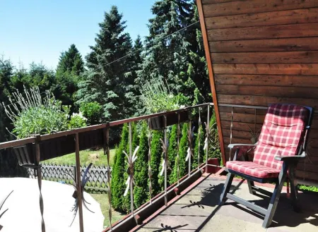 Tranquil Holiday Home in Suhl Near the Centre Отели рядом с достопримечательностью «Congress Centrum Suhl»