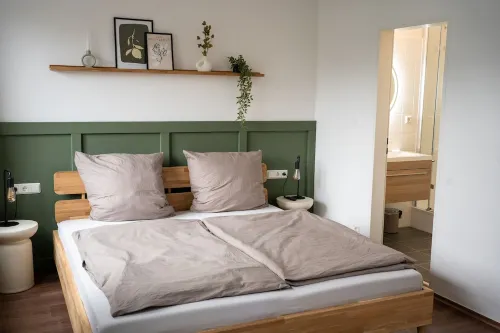 City Home | Two Bedrooms & Style - 2-Star