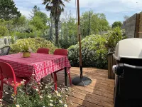 "Chez Marinette" in Morgat House & Garden, Walking Distance from the Beach Crozon Peninsula Hotels in der Nähe von D2 Studio Danse 2000