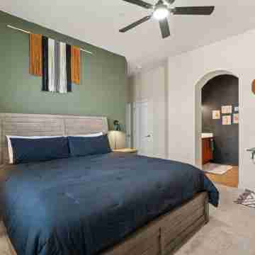 2-bedroom condo with view of the Jemez Mountains Rooms