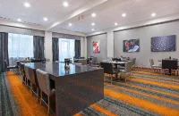 Holiday Inn UNIVERSITY PLAZA-BOWLING GREEN by IHG - 3-Star