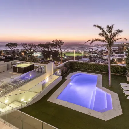 Incredible 6bed w Pool in Camps Bay Villa Galazzio