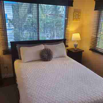 Oceanfront Beach Bungalow #4 Rooms