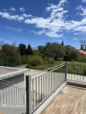 Beautiful apartment 5 km from the beach and close to all amenities Отели в г. Гизоначча