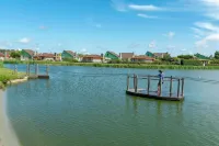 Apartment by Dunes with Balcony Views Hotels in Julianadorp