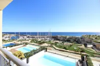 Stunning Seafront Portomaso Apartment w/terraces