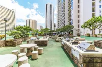Remodeled 1Br Near Waikiki Beach with Free Parking!