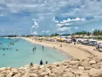 Rent a 2 bed / 2 bath Villa in Alice Town, North Bimini (INCLUDES 50' dock slip)