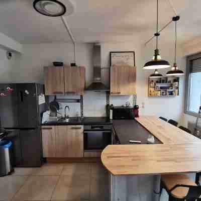 Duplex Lumineux vue sur le Château Others