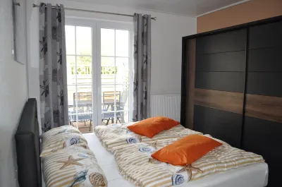 Holiday home in a quiet location in the center of Nordseebad Tossens