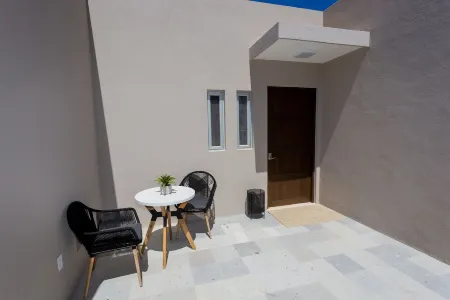 Pedregal Penthouse Condo with Expansive Ocean Views Отели рядом с достопримечательностью «Los Cabos Whale Shark»