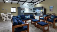 Rancho de playa en Las Veraneras, Acajutla Sonsonate, El Salvador - pet friendly