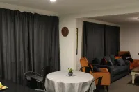 Orchard Leigh on the Quarry