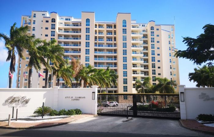 6th- Floor Luxury Condo on the Beach - The CLIFF - Resort with Spa & Restaurant