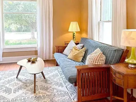 Private Entire Apartment near Beloit College