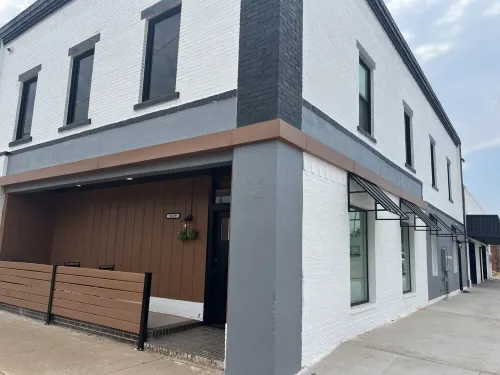 Downtown apartment in Vernon Hotels in Vernon