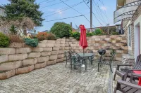Water view, large 2 bedroom in N Everett Hotels near Everett Firefighters Hall
