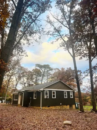 Deer Trail Cabin ~ Mtn views ~ Firepit ~ Hiking