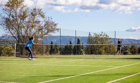 La Calade, in the heart of Provence Country Club Отели в г. Соман-де-Воклюз