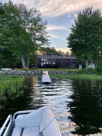 Taylor Pond Lake House with Private beach