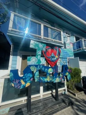 Moon Apartments Standard Room #6 Hotels in Utila