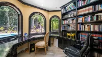 BH (Trousdale) Estate 4BD/5BA, Pool, Spa, Tennis/ basketball Court, Gym & More