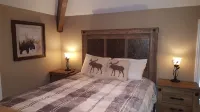 Newly remodeled, Located in Galena Territories. Small dogs OK under 25 LBS