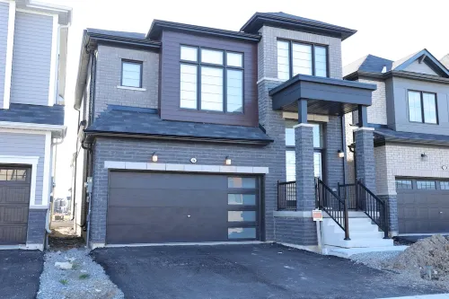 Only 10 Mins From Niagara Falls Hotels in Thorold