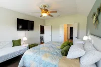 Serene 4-Bedroom House with BBQ, 5-TVs in McKinney Facing Park & Pond Sleep 12